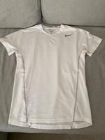 Rafael Nadal Shirt Nike Dri Fit Größe S Hessen - Gelnhausen Vorschau