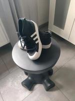 Adidas nizza schwarz gr. 37 1/3 Hessen - Hanau Vorschau
