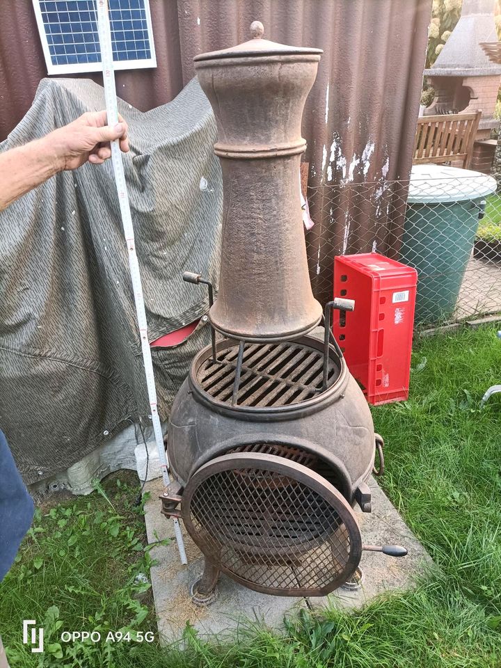 Gusseiserner Grill Garten Feuer  Fleisch am Spieß mit TurmDecke in Spremberg