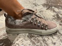 Wildleder-Sneaker mit Echtfellbesatz, Gr 39 Nordrhein-Westfalen - Neuss Vorschau