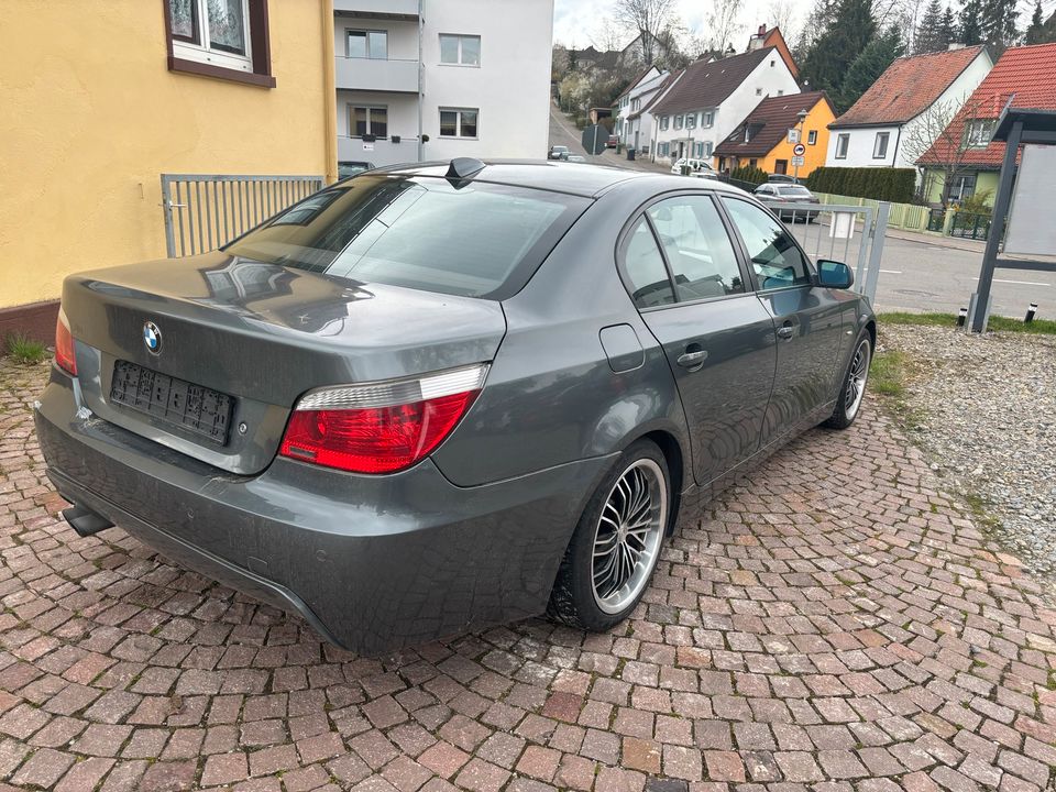 BMW 520 i E60 M-Paket Mega Ausstattung 170PS 2.2 Liter in Donaueschingen