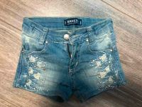 Jeans-Hose kurze Shorts Strass Nieten Gr 92 München - Pasing-Obermenzing Vorschau