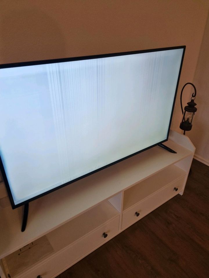 Ok ODL 50851UC-TIB Smart TV 50 Zoll DEFEKT in Schollbrunn