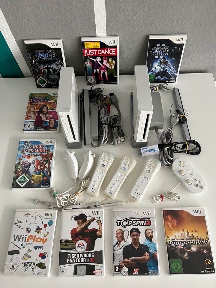 2x Wii mit 10 Spielen !Doppelpack! in Berlin