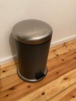 Ikea Mjösa Treteimer Mülleimer Retro dunkelgrau/silber 12 l Berlin - Steglitz Vorschau