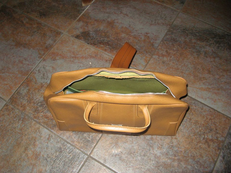 Tasche retro vintage Omas Reisetasche in Wangen im Allgäu