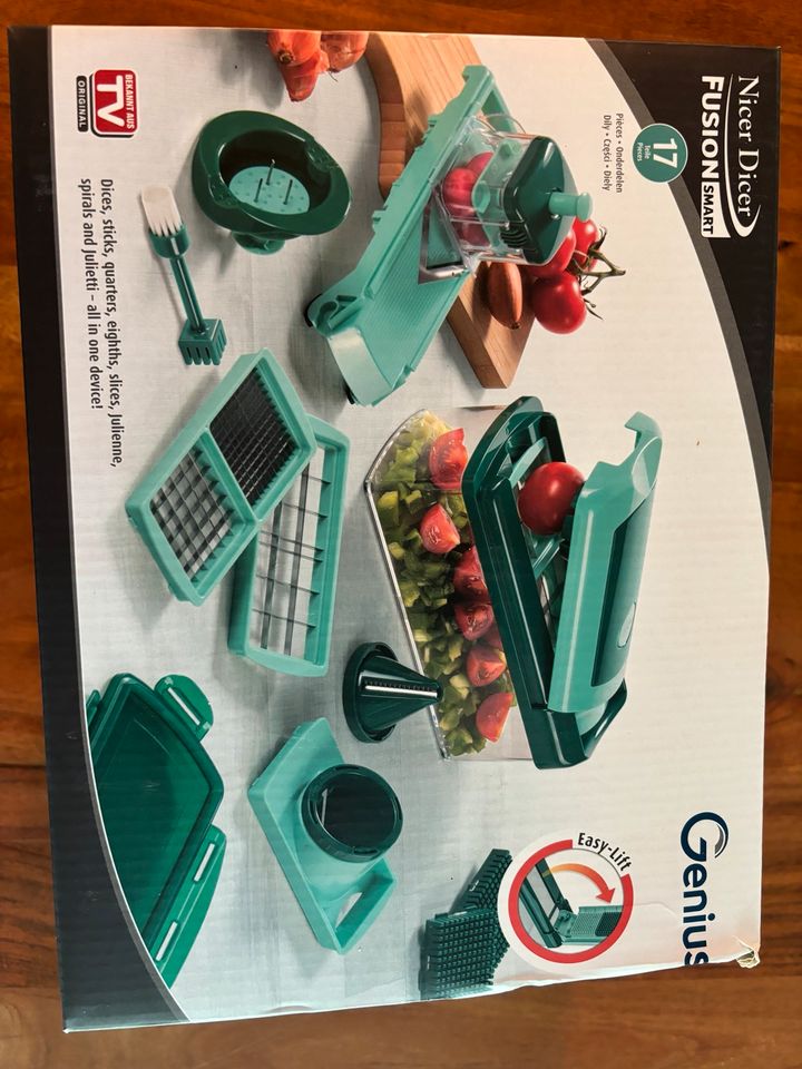 Genius Nicer Dicer Fusion - 17 teilig - wie neu! in Hamburg