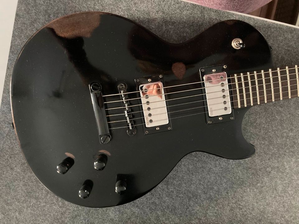 Customized Epiphone Les Paul Gothic JH EMG in Nittenau