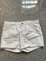 Esprit edc Jeans Shorts Hose kurz weiß Gr. 30 TOP Nordrhein-Westfalen - Olfen Vorschau