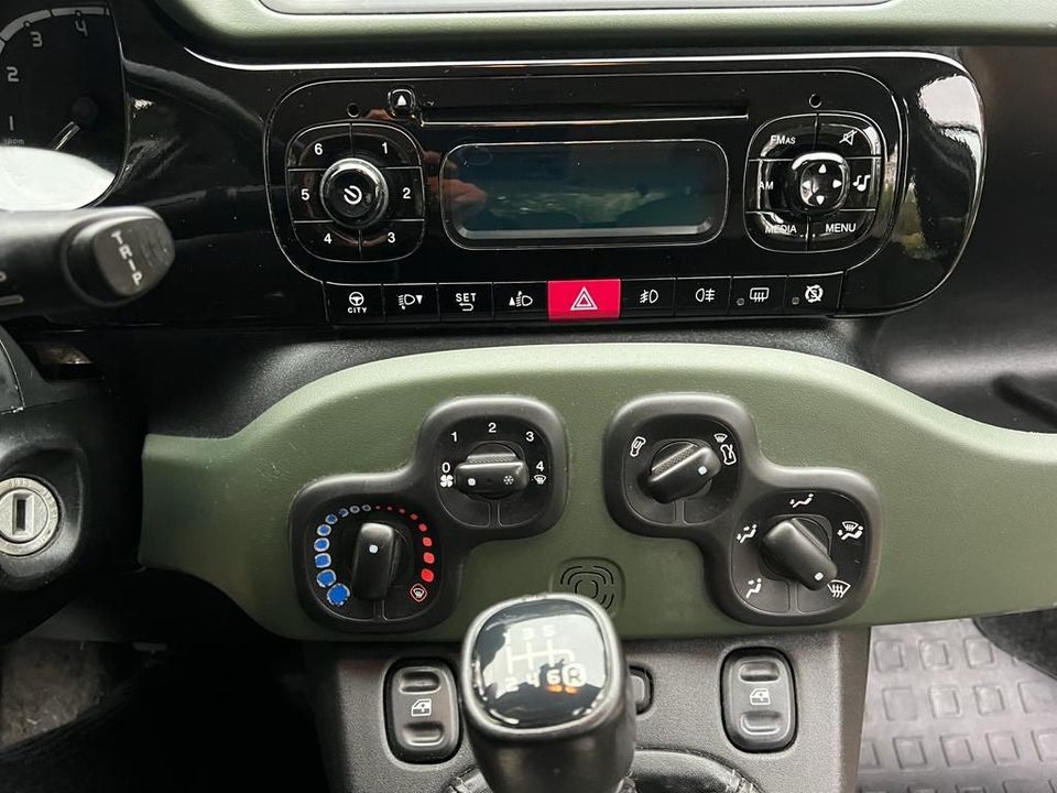 Fiat Panda Rock 4x4 Allrad Klima Alu AHK Top Zustand in Georgenthal