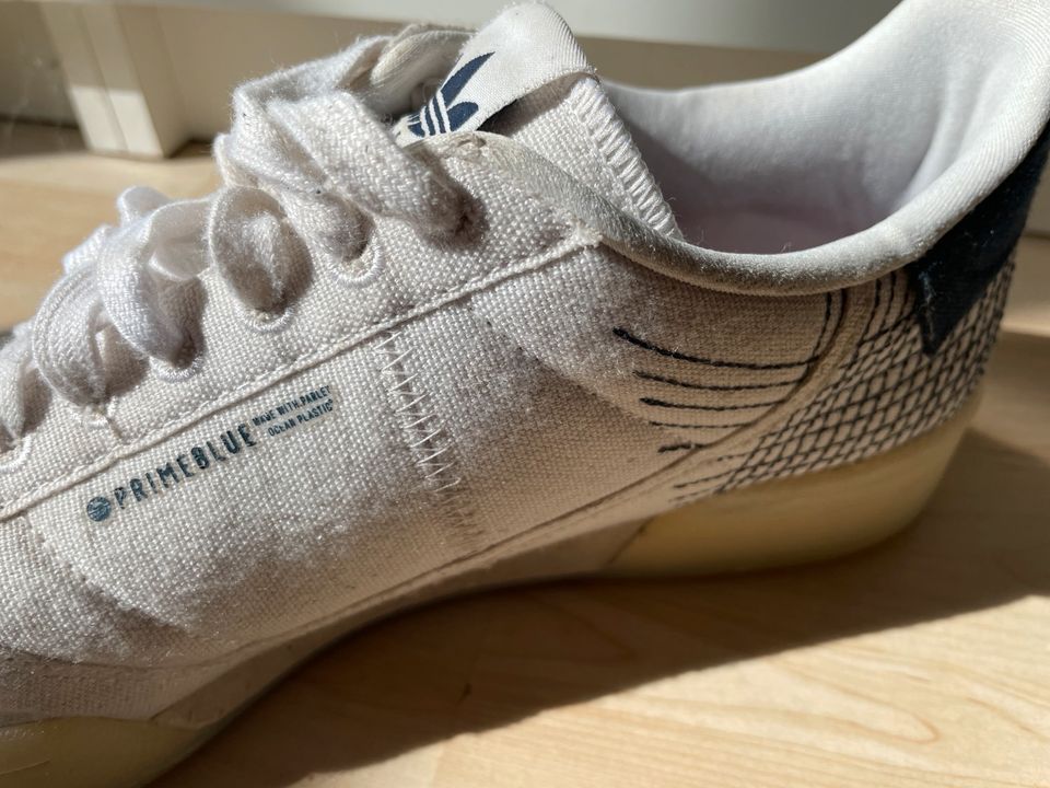Adidas Primeblue Sneaker in Göttingen