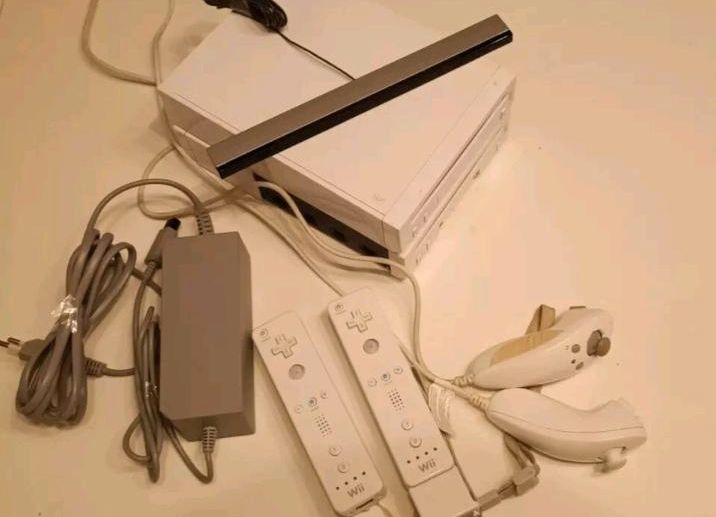 Nintendo Wii Mega Packet 2xwii Konsole in Herten