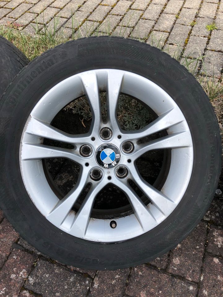 BMW Alu Felgen 16 Zoll auf Winterreifen in Bad Wildungen