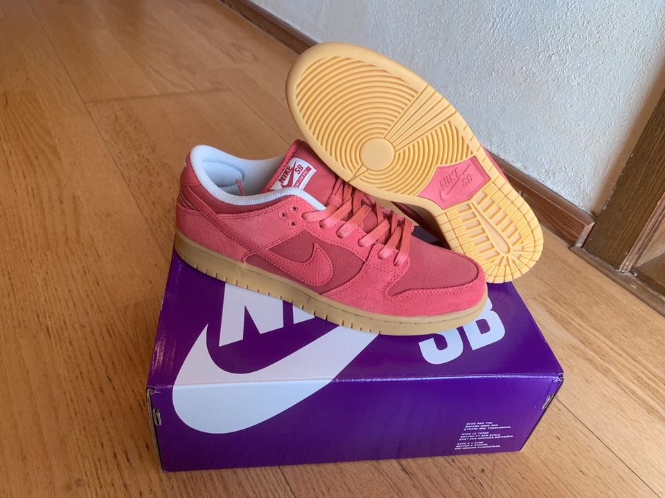 Nike SB Dunk Low Pro ISO Adobe Red EU42,5 DS in Saalfeld (Saale)