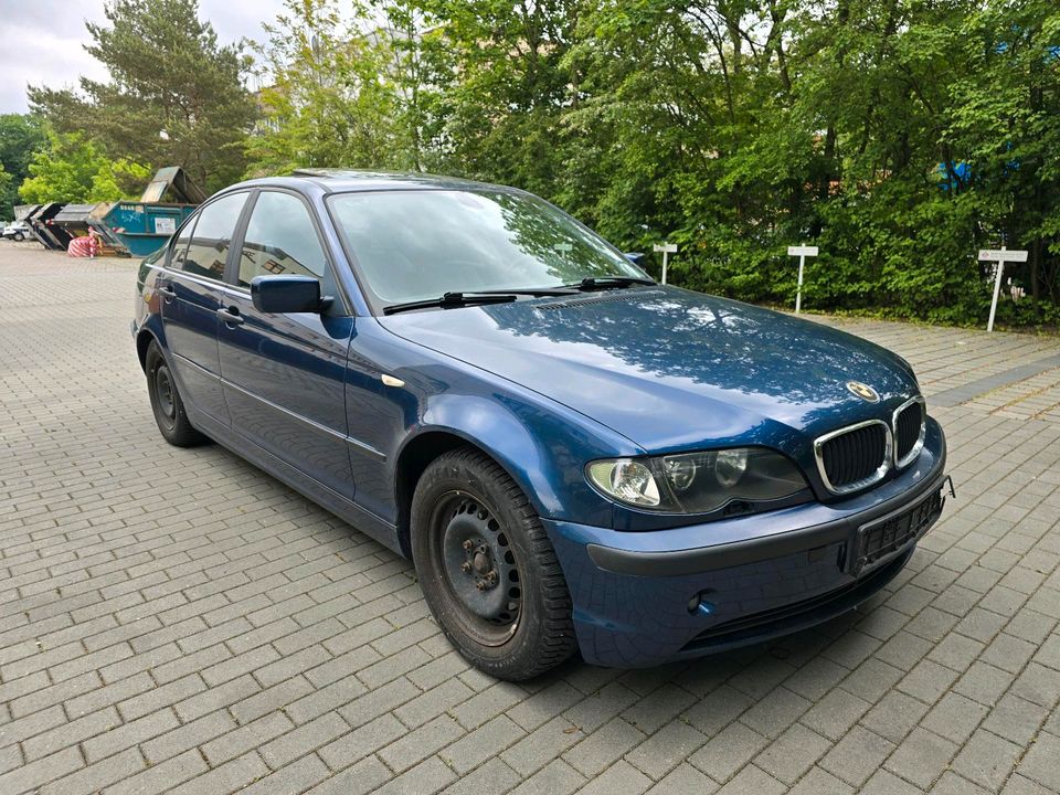BMW 318i Klima-GSD-Navi-Sitzh in Berlin