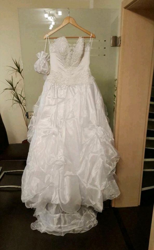 Weißes Hochzeitskleid/ Brautkleid Gr.38 in Bielefeld