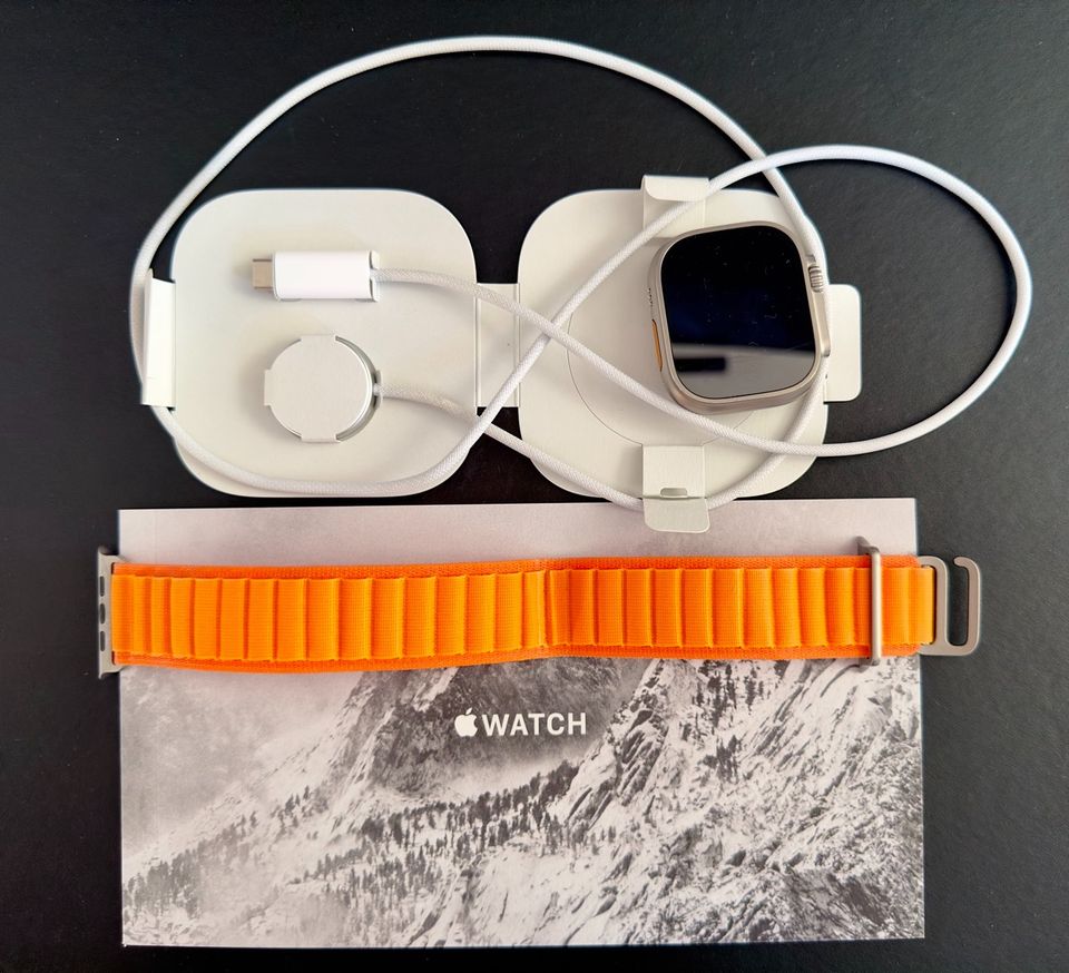 Apple Watch Ultra - Orange Alpine Loop M in OVP in Neuss