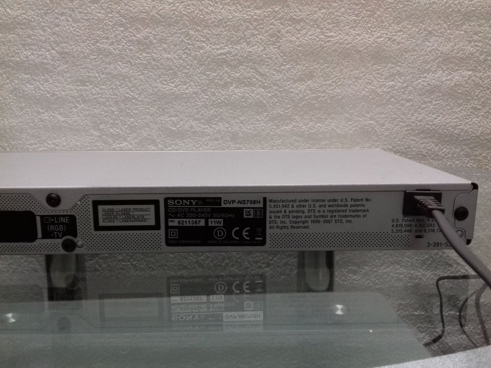 Sony DVP-NS708H silber CD-/DVD-Player HDMI ohne Fernbedienung in Bovenden