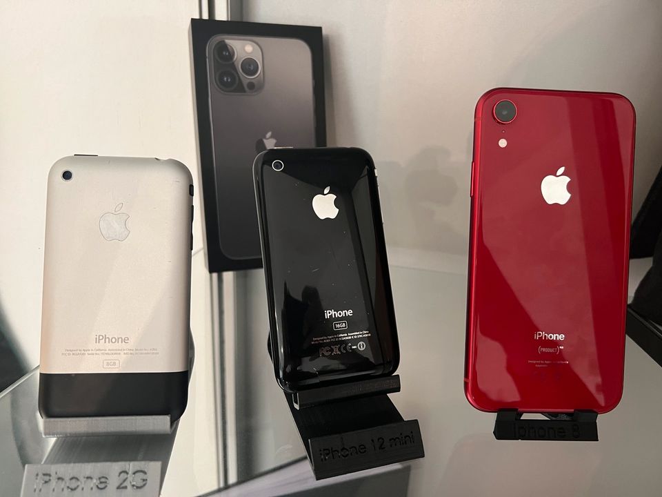 Apple iPhone 2g 3gs 5 5s XR Motorola Soyes K tutch Kolvolut samml in Kupferzell