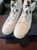 Air Jordan 6 Retro weiß/marine Brandenburg - Oranienburg Vorschau