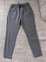 Vero Moda Stoffhose Hose mit Nadelstreifen Gr. S Bayern - Train Vorschau