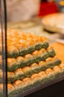 Wir suchen für Süßwaren (Baklava) eine Ladenfläche in Neukölln, Kreuzberg, Wedding Friedrichshain-Kreuzberg - Friedrichshain Vorschau