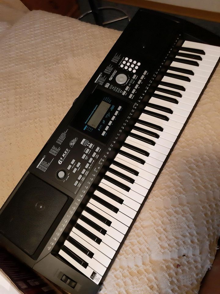 Keyboard LP - 6210 C in Ostrhauderfehn