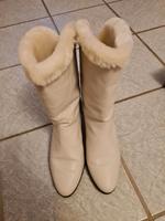 Winterstiefel von Medicus Größe 39 gefüttert wie neu Neupreis 109 Hessen - Homberg Vorschau