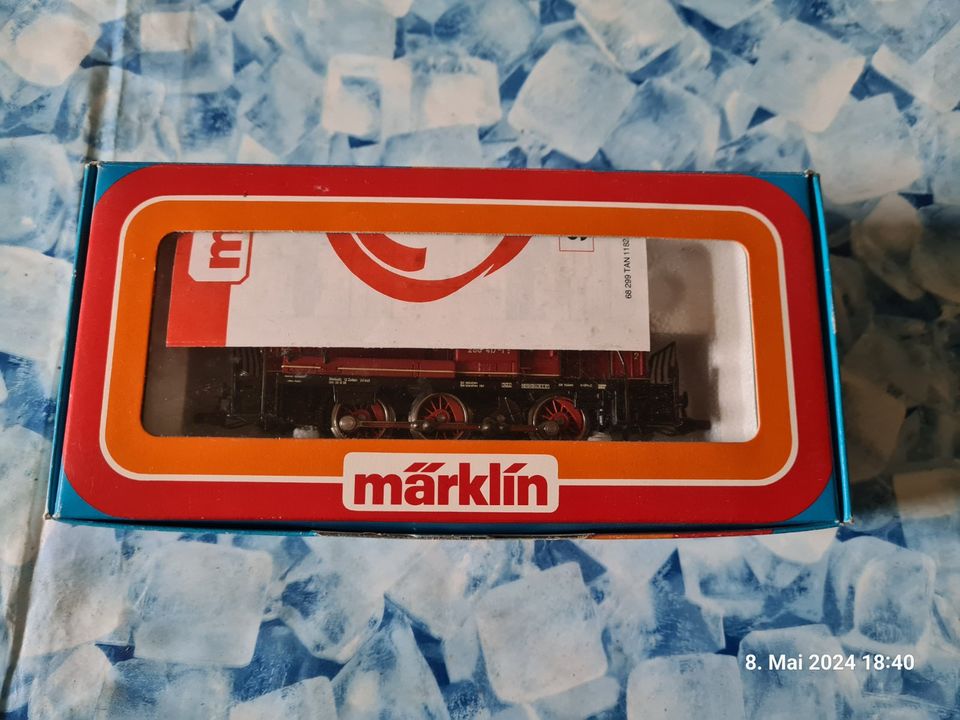 Märklin H0, Diesellokomotive 3064, Analog, sehr gut erhalten in Dreieich