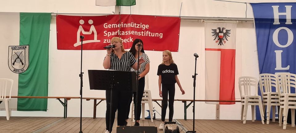 the girls group ' sweet-voices ' die Gesangs Gruppe in Lübeck