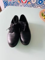 Schnürschuhe Schuhe Gr 39 Top Zustand Leder Berlin - Lichtenberg Vorschau