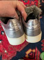 Sneaker ausgefallene mit Fellbesatz Silber Gr.39 Nordrhein-Westfalen - Brühl Vorschau