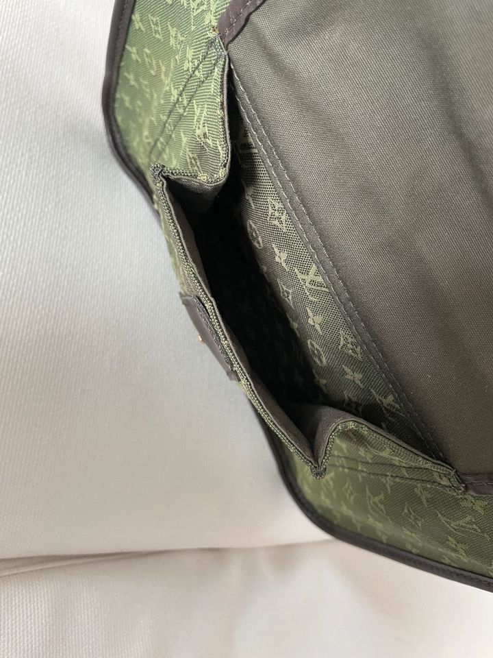 Louis Vuitton Tasche Besace Mary Kate Monogram Khaki RAR LV in Hamburg