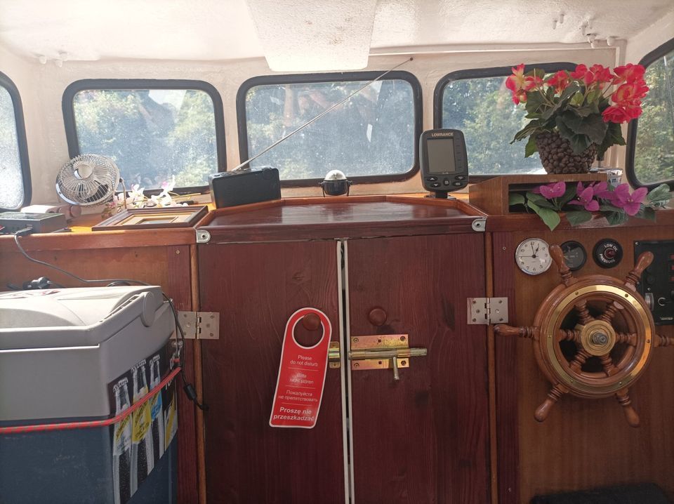 Kajütboot Führerscheinfrei, top Zustand,aus gesundheitl. Gründen in Walkenried