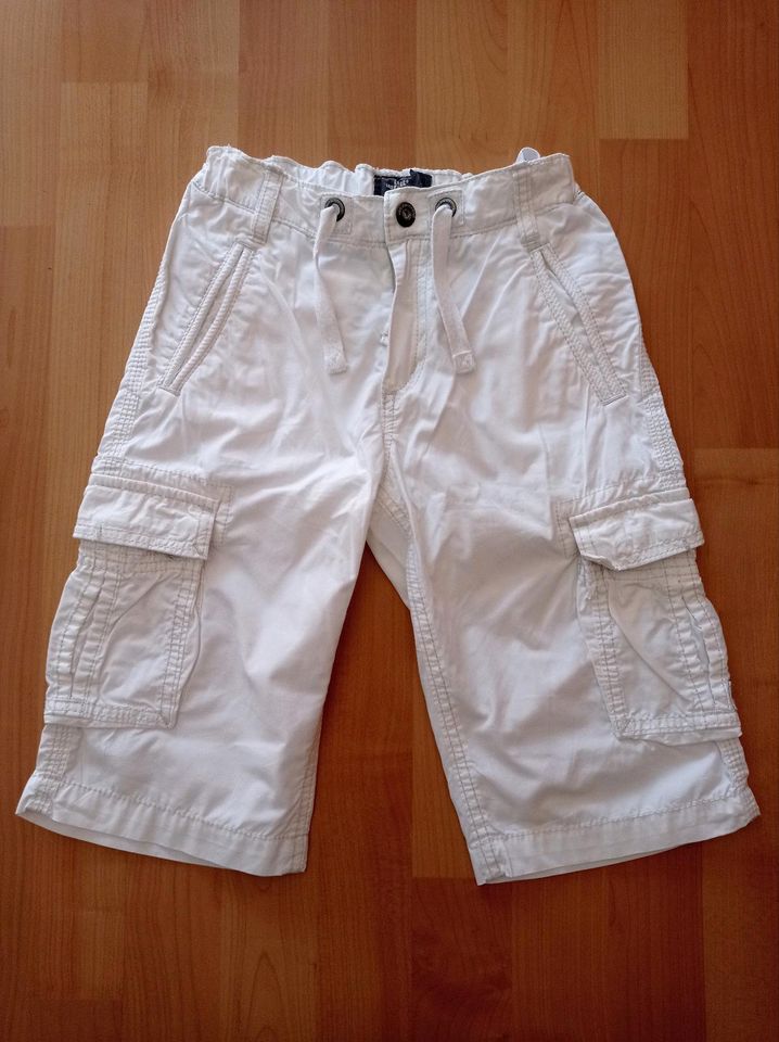 H&M Shorts in weiß in Gr. 128 in Moormerland