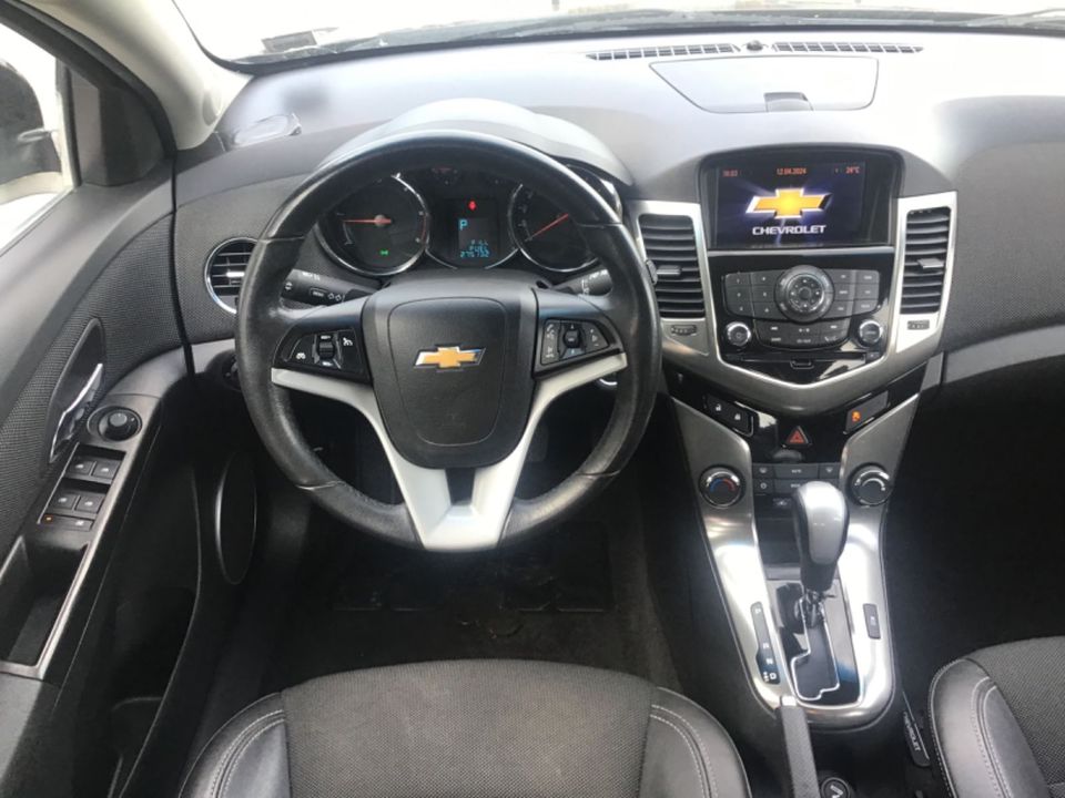 Chevrolet Cruze 2.0 LTZ AT in Landsberg (Lech)