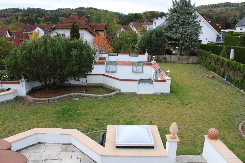 Einmalige Gelegenheit! Fantastische Villa in schöner Lage von Lorch zu verkaufen! in Lorch