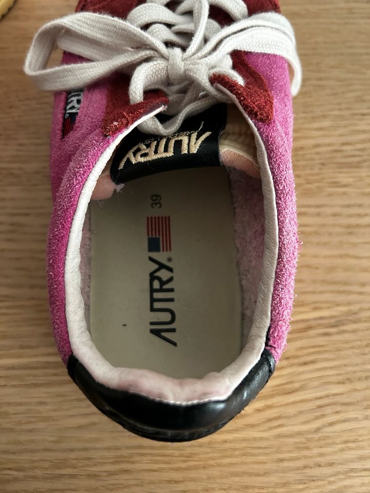 Autry Damen Sneaker pink & rot Wildleder Größe 39 in Dortmund
