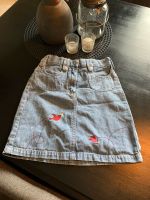 ❤️Süßer Rock Jeansrock mit Stickerei von H&M Gr.134 Niedersachsen - Brake (Unterweser) Vorschau