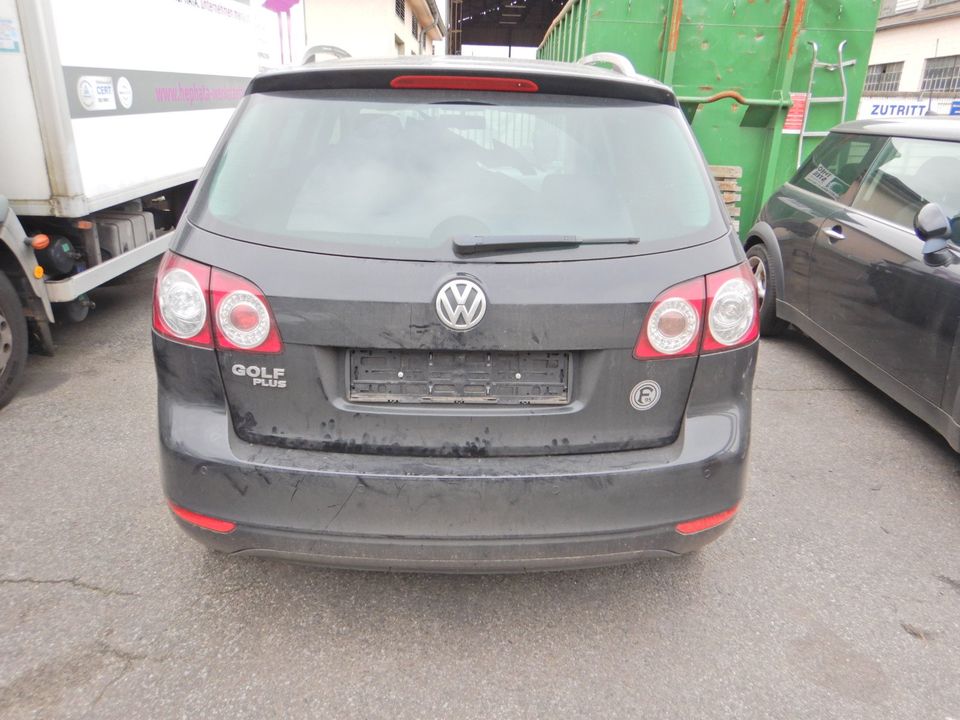 VW Golf Plus / Bj.2012 / 1390 ccm. 59 KW / Schlachtfest 60 in Neuss