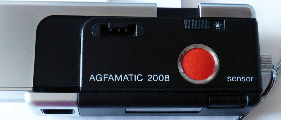 Agfa Pocket Kamera Agfamatic 2008 mit Elektronenblitz und Tasche in Klosterlechfeld