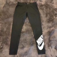 Nike Leggings schwarz Gr. 128 Sportleggings Nordrhein-Westfalen - Wiehl Vorschau