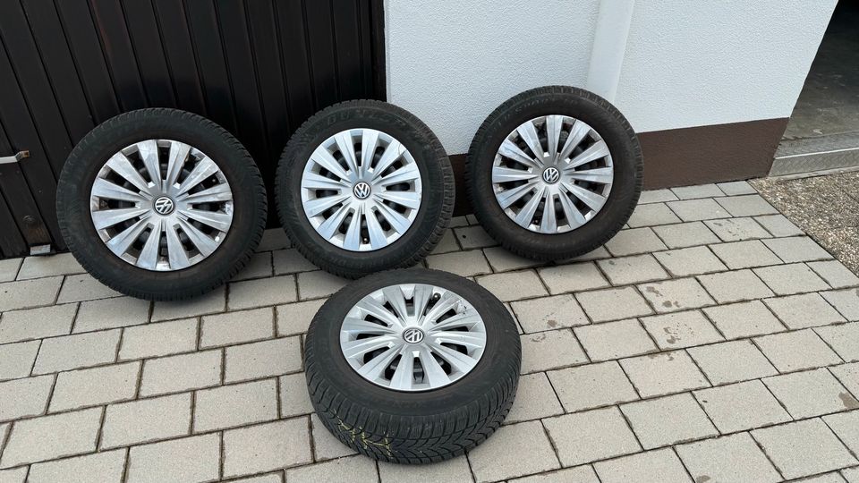 4xWinterreifen,Stahlfelgen+Radkap.15 Zoll VW Golf 7 in Stuttgart