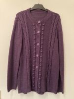 Damenstrickjacke Gr 42. Die Farbe dunkles Violett Nordrhein-Westfalen - Wesel Vorschau