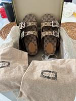Originale Gucci Sandalen Gr. 40 Niedersachsen - Langenhagen Vorschau