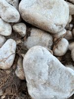 Großer Haufen weißer Steine Niedersachsen - Edemissen Vorschau