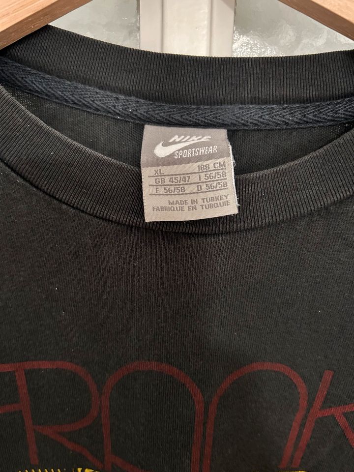 Nike Vintage T-Shirt „Frankfurt“ Nikestore in Frankfurt am Main