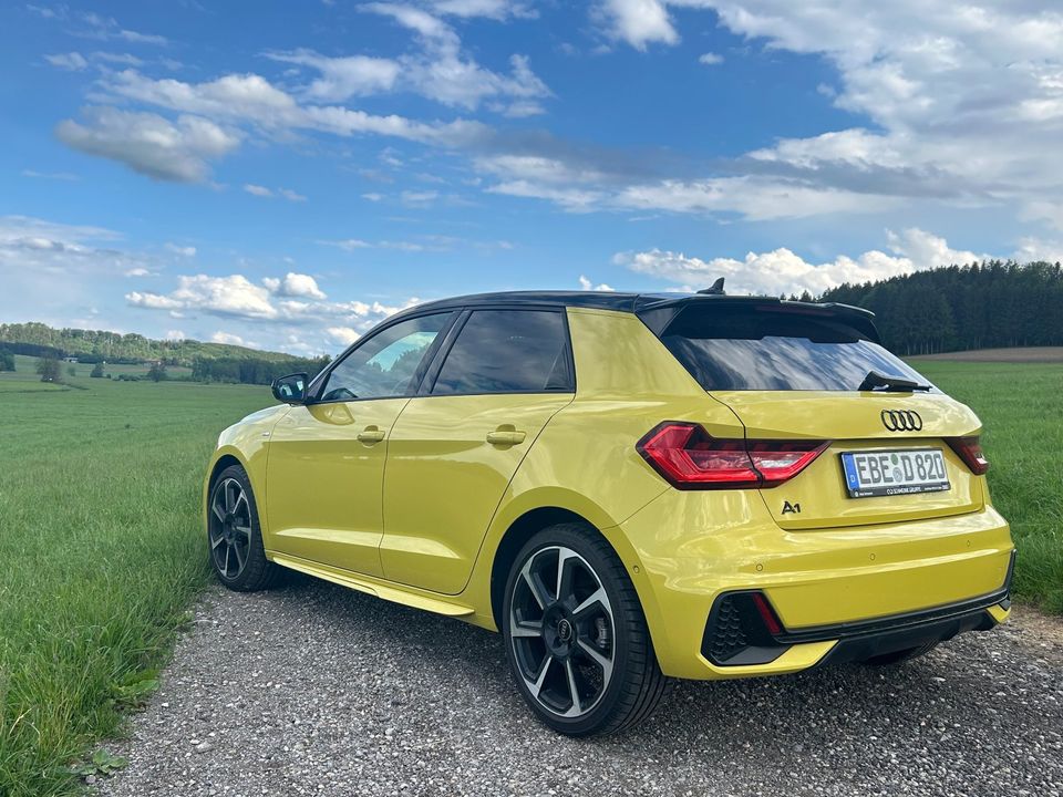 Audi A1 35TSFI S-Line S-Tronic Top Ausstattung / sehr sportlich in Glonn