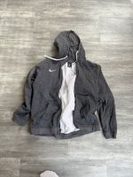 Nike Sweatshirt in Größe M Obervieland - Arsten Vorschau