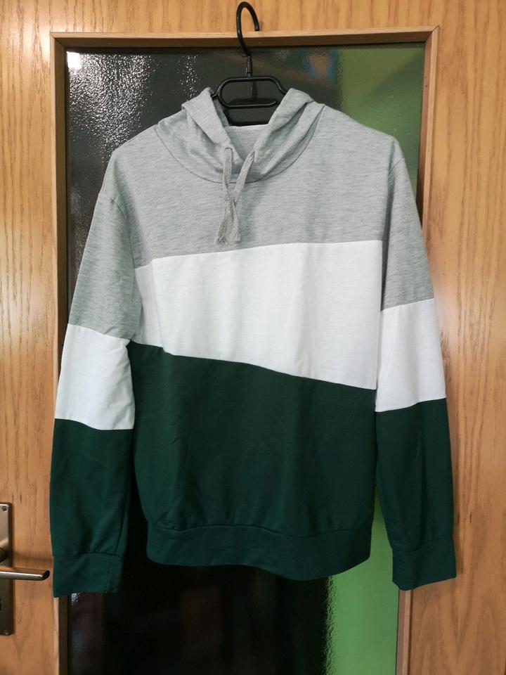 Pulli Pullover Tricolor dreifarbig S/M 38 Kapuzenpullover in Albisheim (Pfrimm)